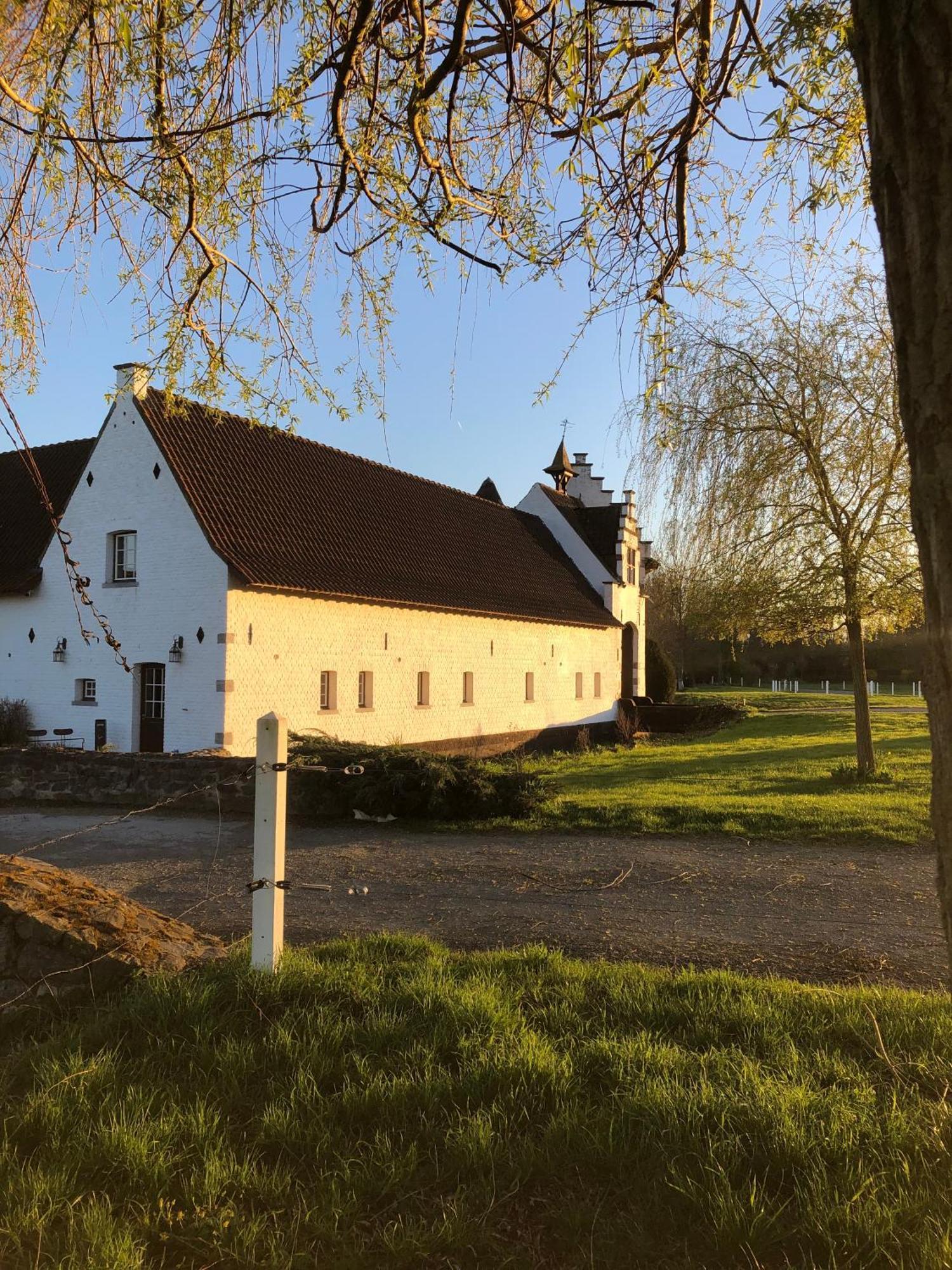 Ferme Delgueule Hotel Tournai Exterior photo